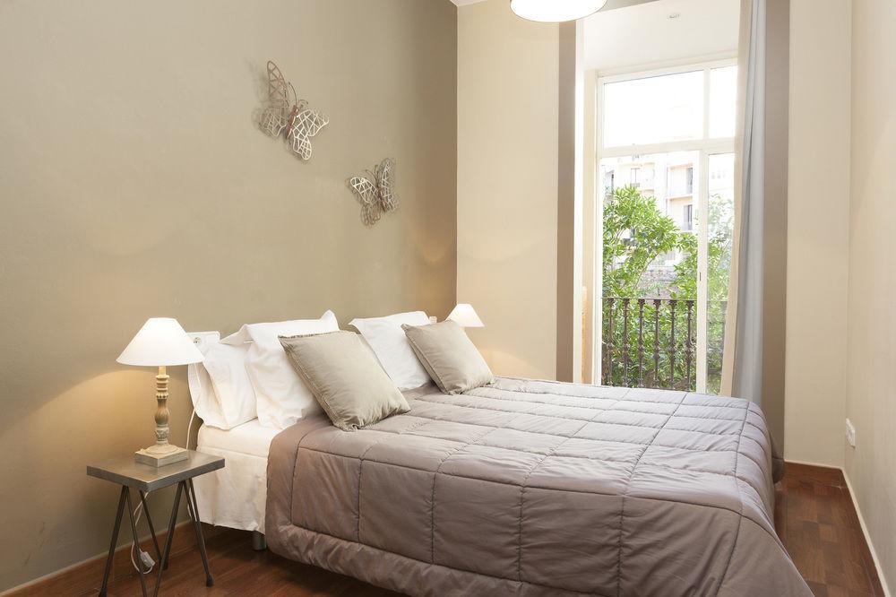 Easy Sleep Gaudi Terrace Apartment Barcelona Exterior foto