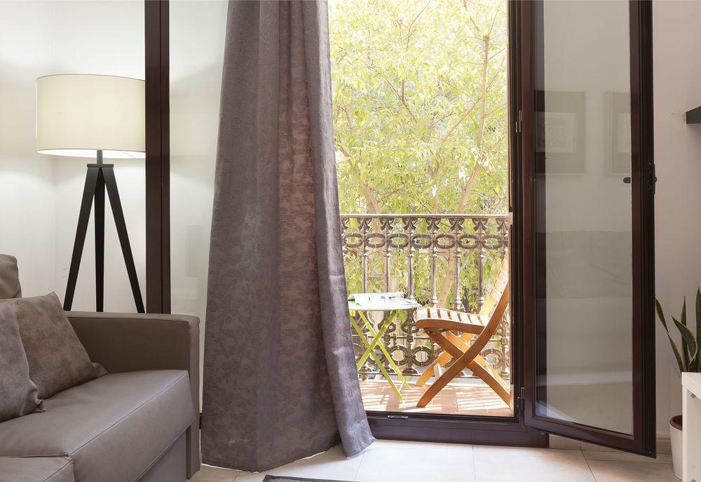 Easy Sleep Gaudi Terrace Apartment Barcelona Exterior foto