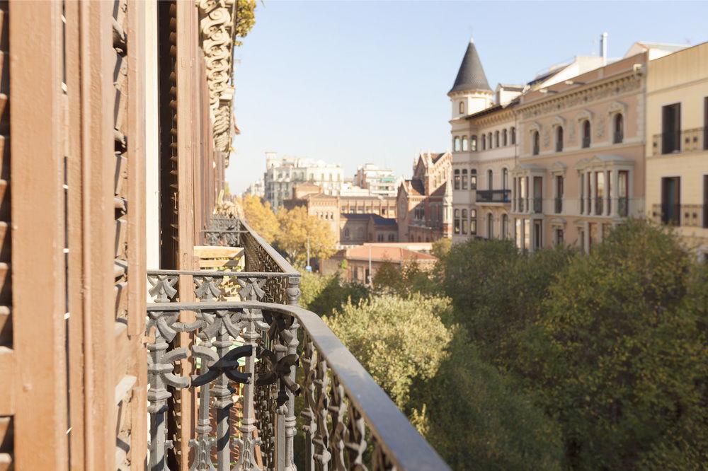 Easy Sleep Gaudi Terrace Apartment Barcelona Exterior foto