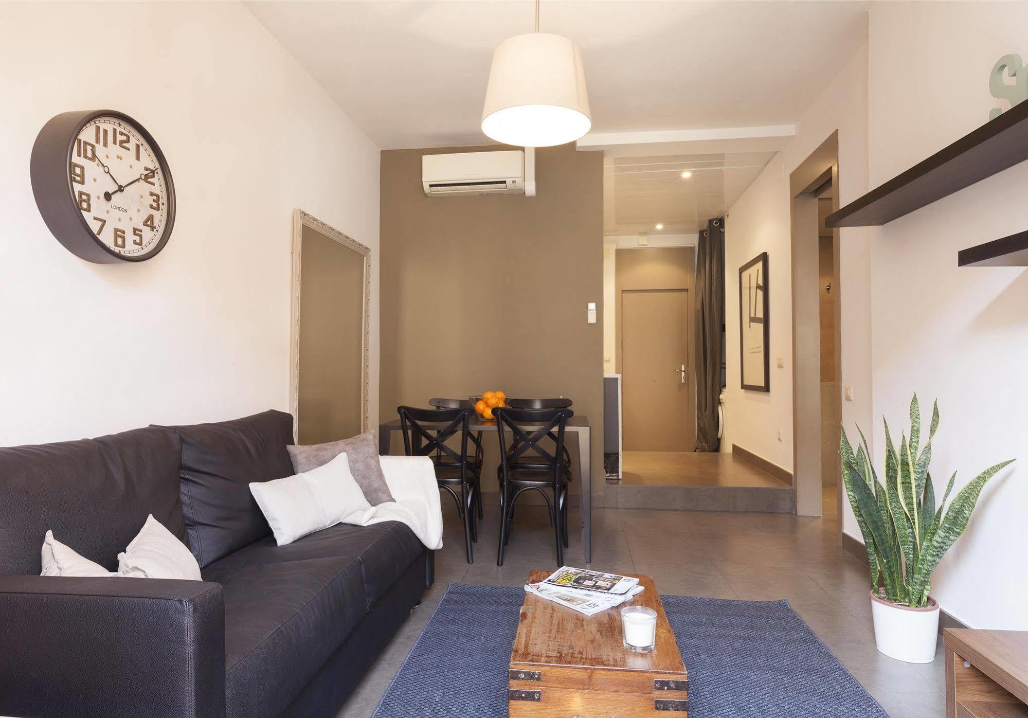 Easy Sleep Gaudi Terrace Apartment Barcelona Exterior foto