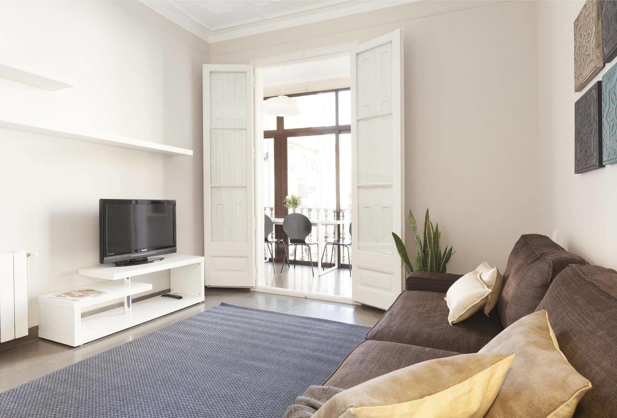 Easy Sleep Gaudi Terrace Apartment Barcelona Exterior foto