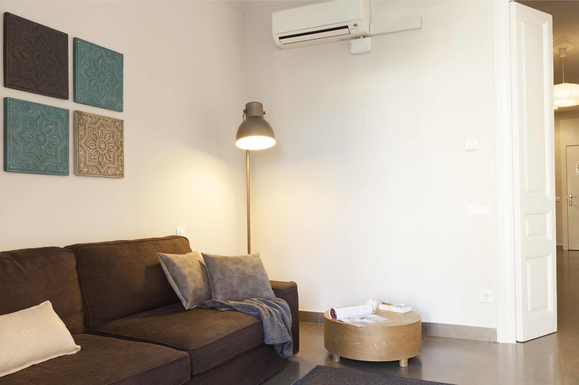 Easy Sleep Gaudi Terrace Apartment Barcelona Exterior foto