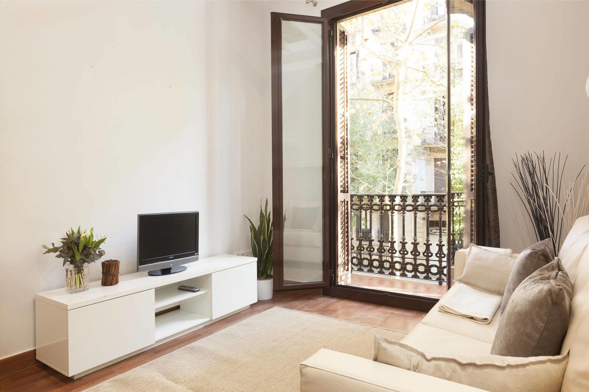 Easy Sleep Gaudi Terrace Apartment Barcelona Exterior foto