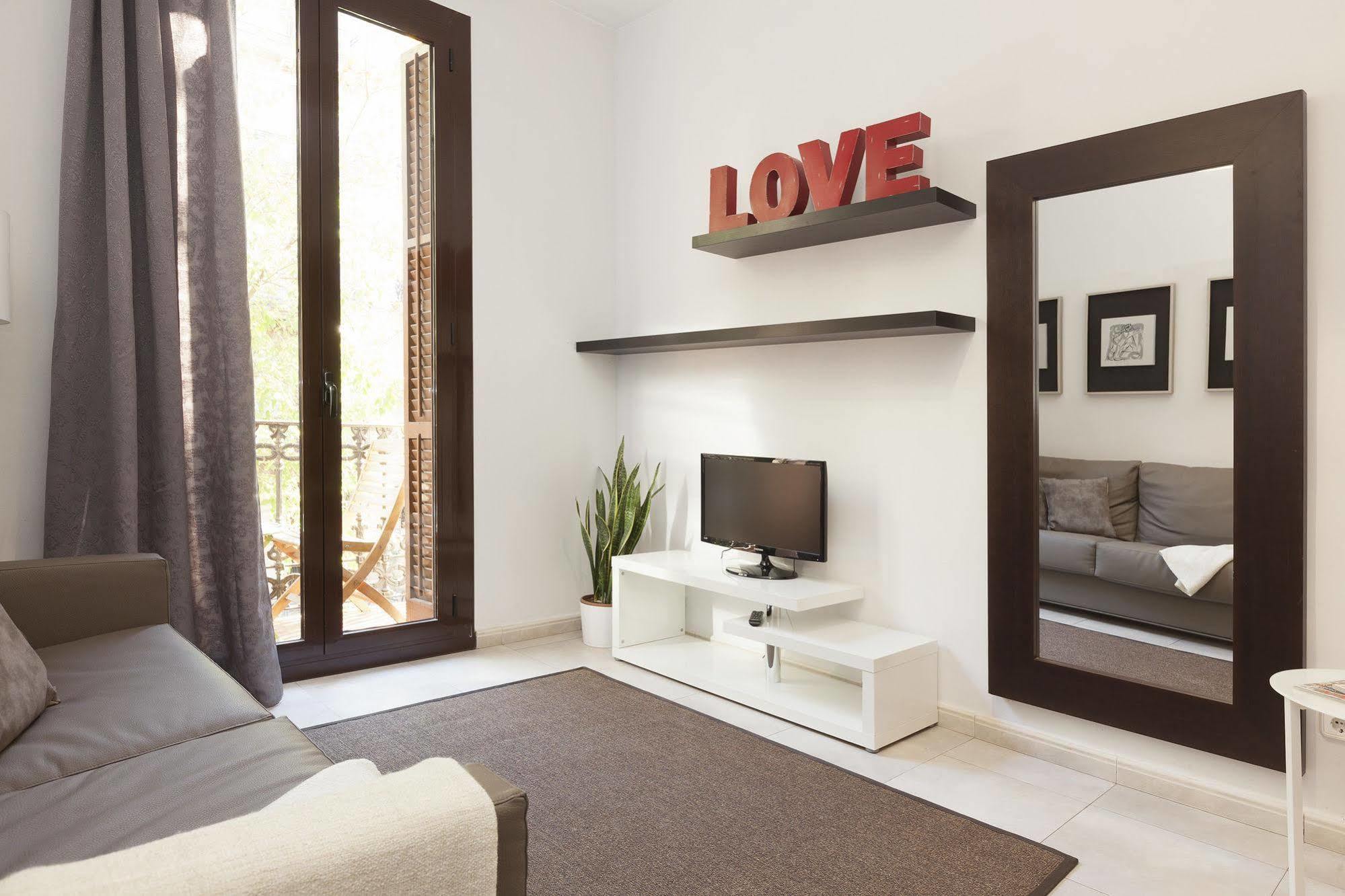 Easy Sleep Gaudi Terrace Apartment Barcelona Exterior foto