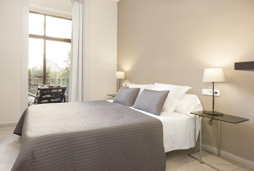 Easy Sleep Gaudi Terrace Apartment Barcelona Exterior foto