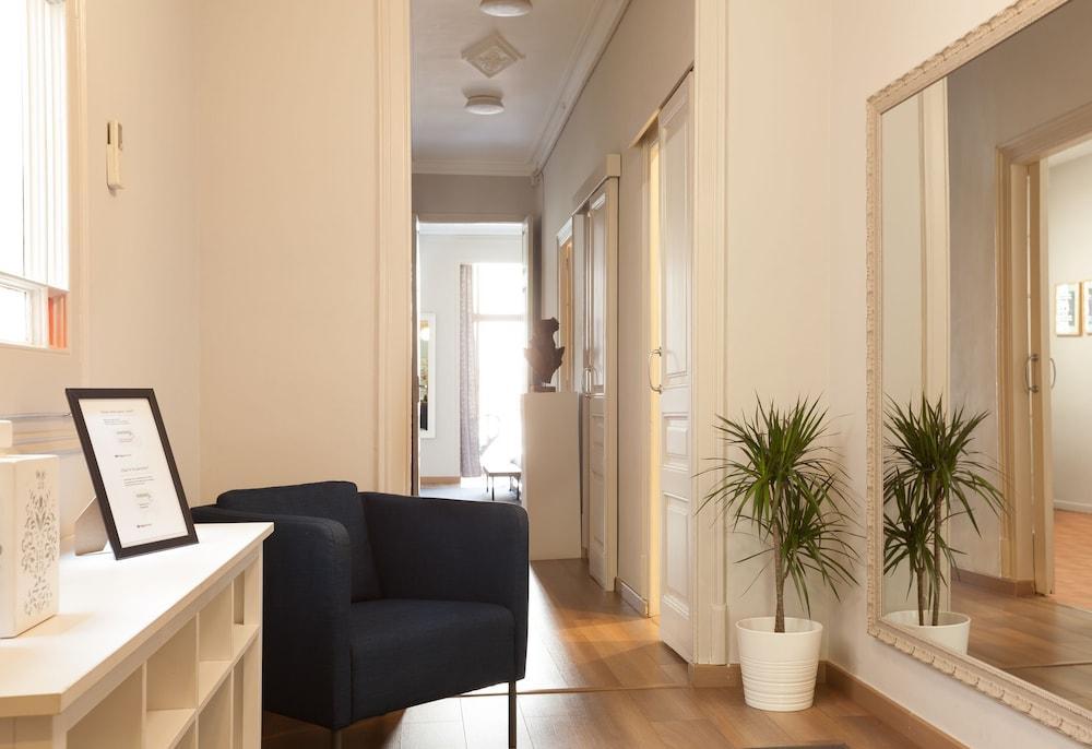 Easy Sleep Gaudi Terrace Apartment Barcelona Exterior foto