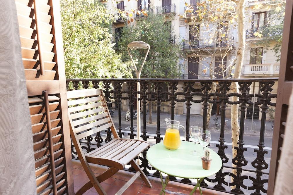 Easy Sleep Gaudi Terrace Apartment Barcelona Exterior foto