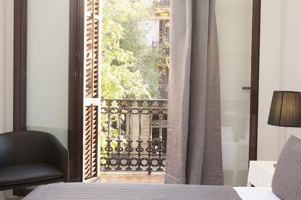 Easy Sleep Gaudi Terrace Apartment Barcelona Exterior foto
