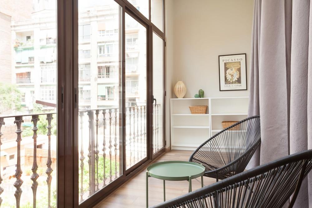 Easy Sleep Gaudi Terrace Apartment Barcelona Exterior foto